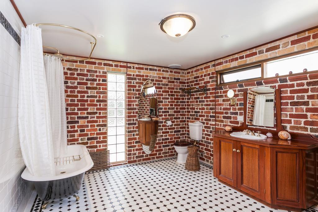 Chianti Cottages Torquay Room photo